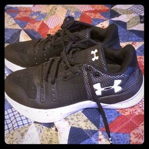 Under Armour Womans shoes